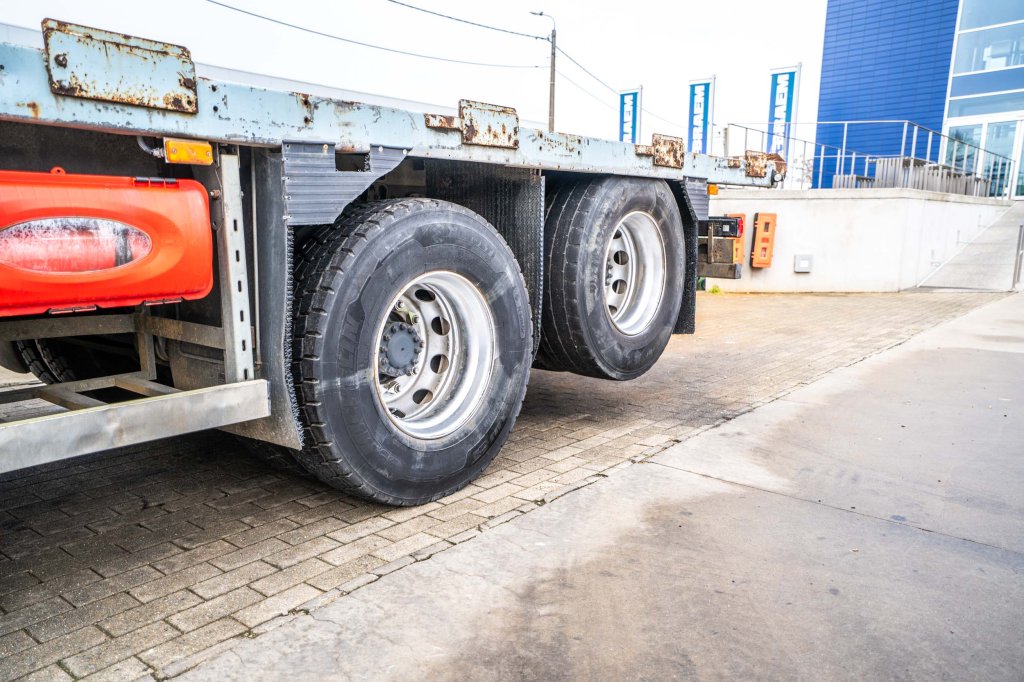 RENAULT LANDER 460 DXI -6X2+10 pneus/tires+INTARDER 2011 E63452 Renault LANDER 460 DXI -6X2+10 pneus/tires+INTARDER 2011 1...