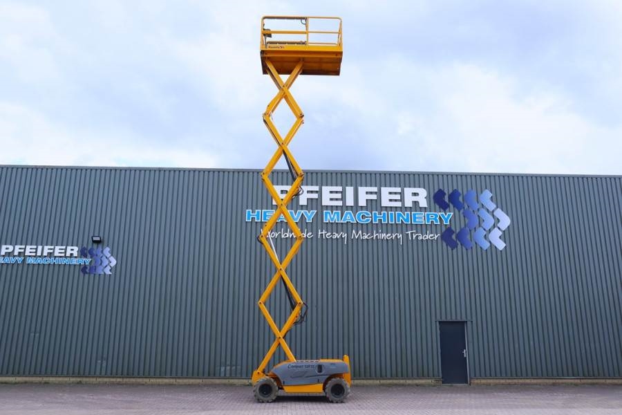 Haulotte Compact 12RTE Electric, 12m Working Height, 450kg 2011 HAULOTTE - Compact 12RTE - 63600 Compact 12RTE Electric, 1...