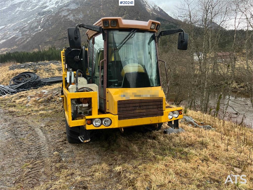 Hydrema 912B w/ 2007 Essverk Platform 912 lift with basket 2003 20241 Hydrema 912B w/ 2007 Essverk Platform 912 lift with ...