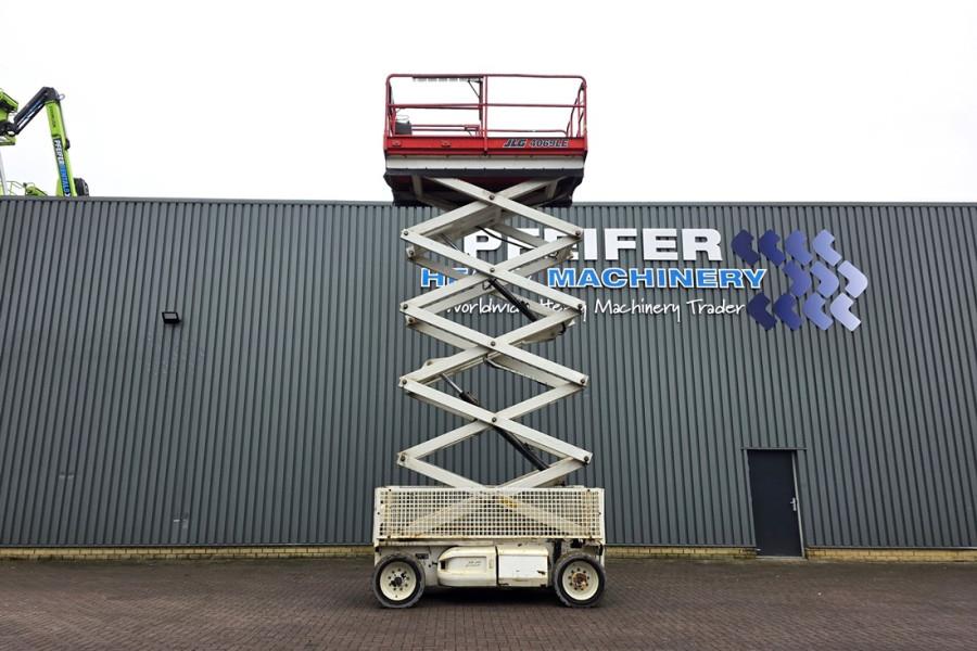 JLG 4069LE Electric, 14.2m Working Height, 360kg Capac 2008 JLG - 4069LE - 90380 4069LE Electric, 14.2m Working Height, 36...