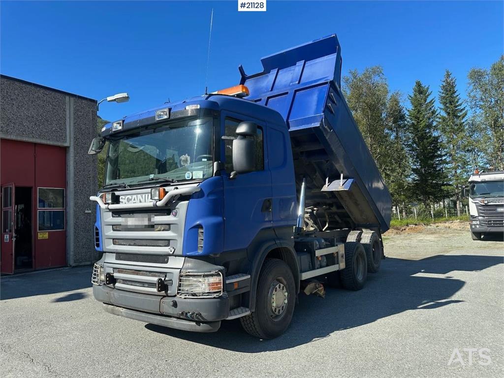 Scania R500 6x2 snow rigged tipper truck w/ plate and und 2006 21128 R500 6x2 snow rigged tipper truck w/ plate and und 20...