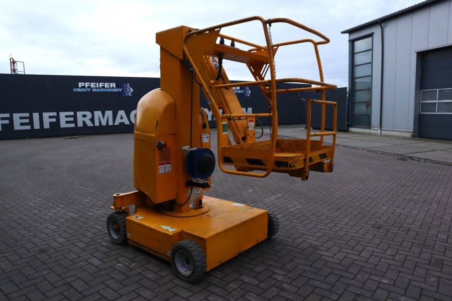Haulotte STAR 12 Electric, 12m Working Height, 3m Reach, 21 2008 HAULOTTE - STAR 12 - 63127 STAR 12 Electric, 12m Working ...