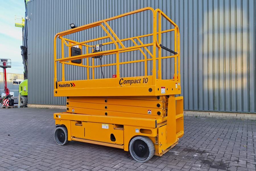 Haulotte Compact 10 Electric, 10m Working Height, 450kg Cap 2011 HAULOTTE - Compact 10 - 63602 Compact 10 Electric, 10m Wo...