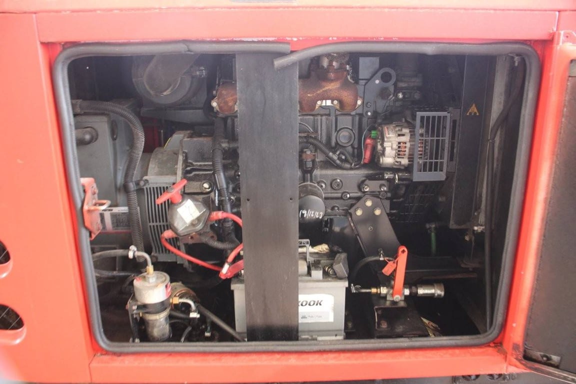 Generator SDMO R22 Diesel 2012 2012 SDMO R22 2012 1 Generators image 15