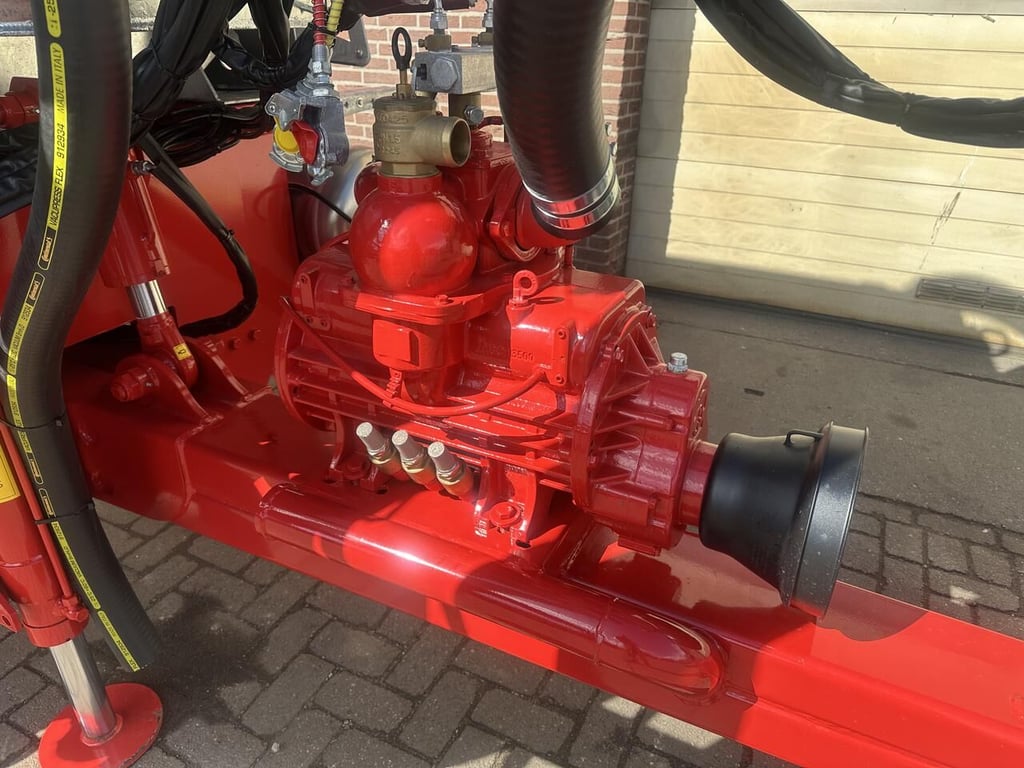 Vaia MB100 watertank met 8'' zuigarm - Nieuw 2025 12431 Vaia MB100 watertank met 8'' zuigarm - Nieuw 2025 0 image 6