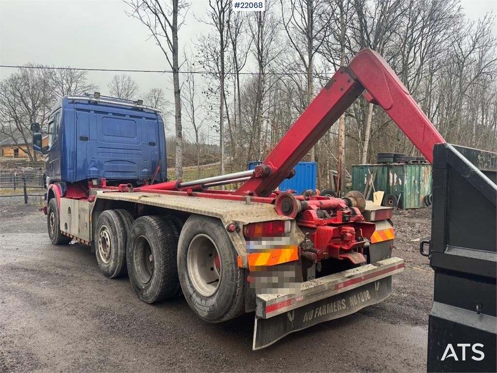 Scania R164 580 8x2 tridem hook truck 2003 22068 R164 580 8x2 tridem hook truck 2003 1 image 20