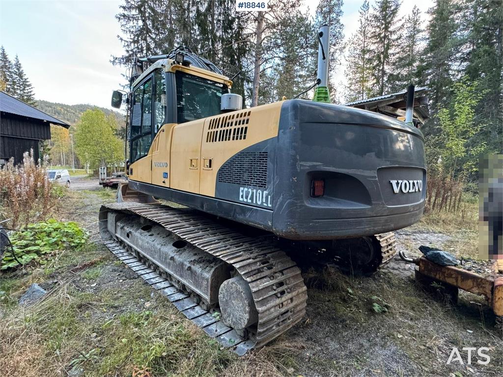 Volvo EC210CL Crawler Excavator w/ Tiltrotator & 2 Bucke 2008 18846 EC210CL Crawler Excavator w/ Tiltrotator & 2 Bucke 200...