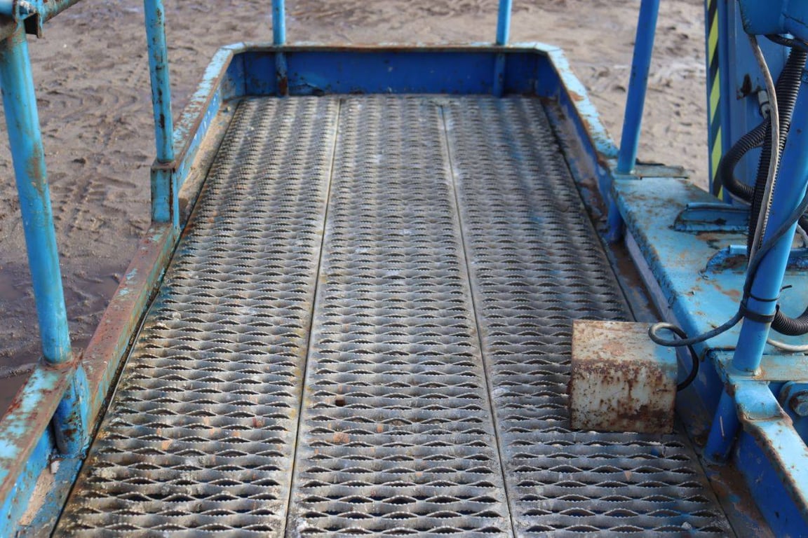 Telescopic boom lift UpRight SB80 Diesel 26.4m SB80 1 image 11