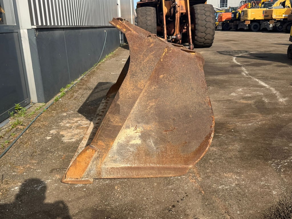 Unknown WG-2500 Volvo small 70001809 Onbekend WG-2500 Volvo small 1 Small Vans image 3