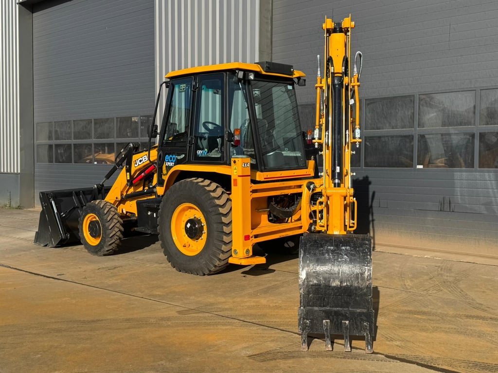 JCB 3DX 4x4 Super with extendable boom 2025 00033287 3DX 4x4 Super with extendable boom 2025 0 image 11