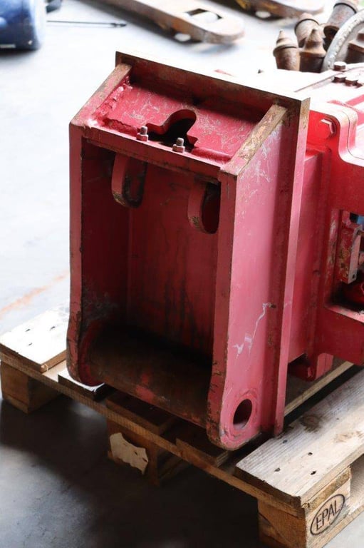 Heavy machinery product image - Image 9 of 14