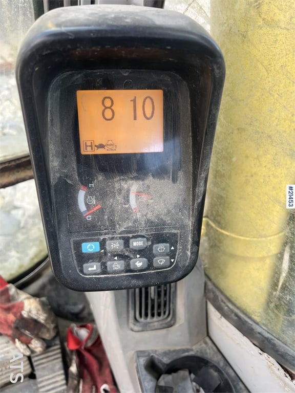 New Holland E215 Excavator 2008 21453 E215 Excavator 2008 1 Crawler Excavators image 13