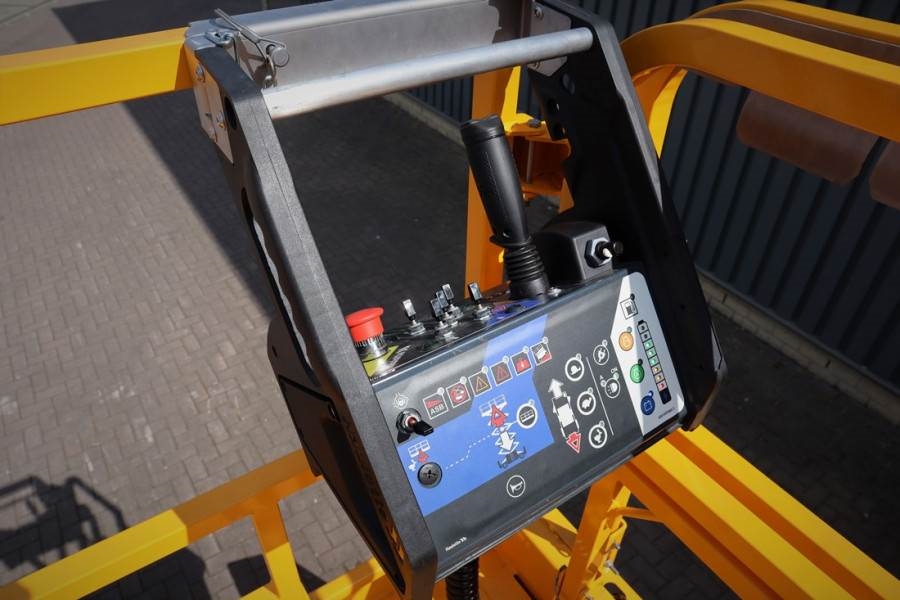 Haulotte HS15EPRO Valid Inspection, *Guarantee! Full Electr 2022 HAULOTTE - HS15EPRO - 61050 HS15EPRO Valid Inspection, *G...