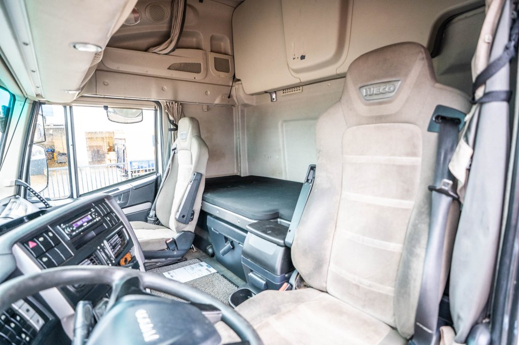IVECO STRALIS 460 + KIPHYDR. 2016 E64554 STRALIS 460 + KIPHYDR. 2016 1 image 15
