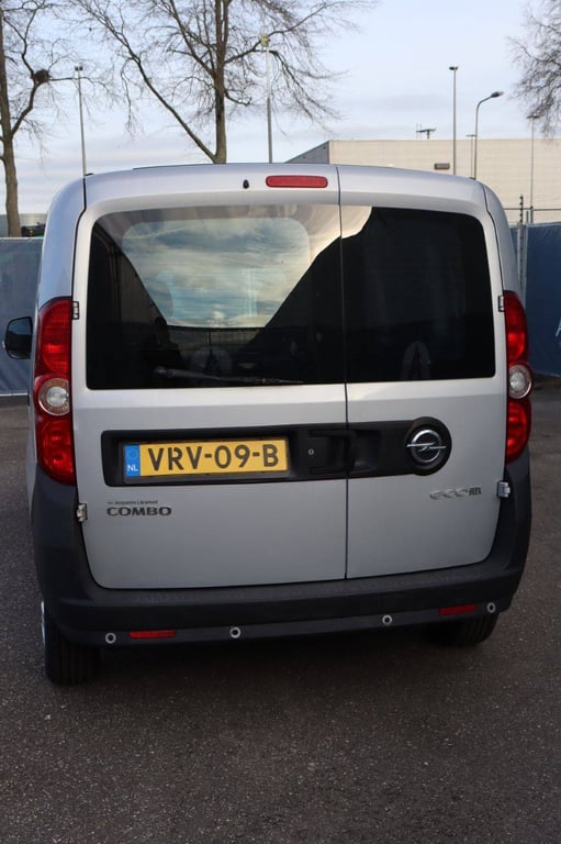 Opel Combo Diesel 2017 Van 2017 Opel Combo 2017 1 image 15