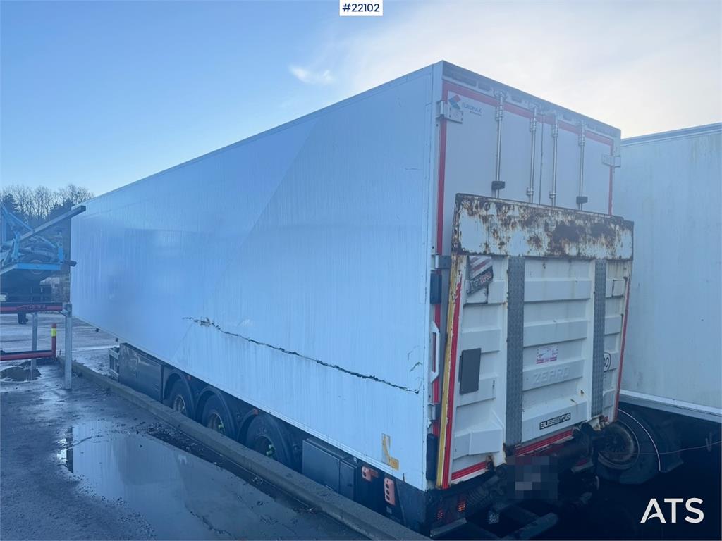 HFR box semi-trailer with refrigeration/freezer unit 2013 22102 HFR box semi-trailer with refrigeration/freezer unit 2013 ...