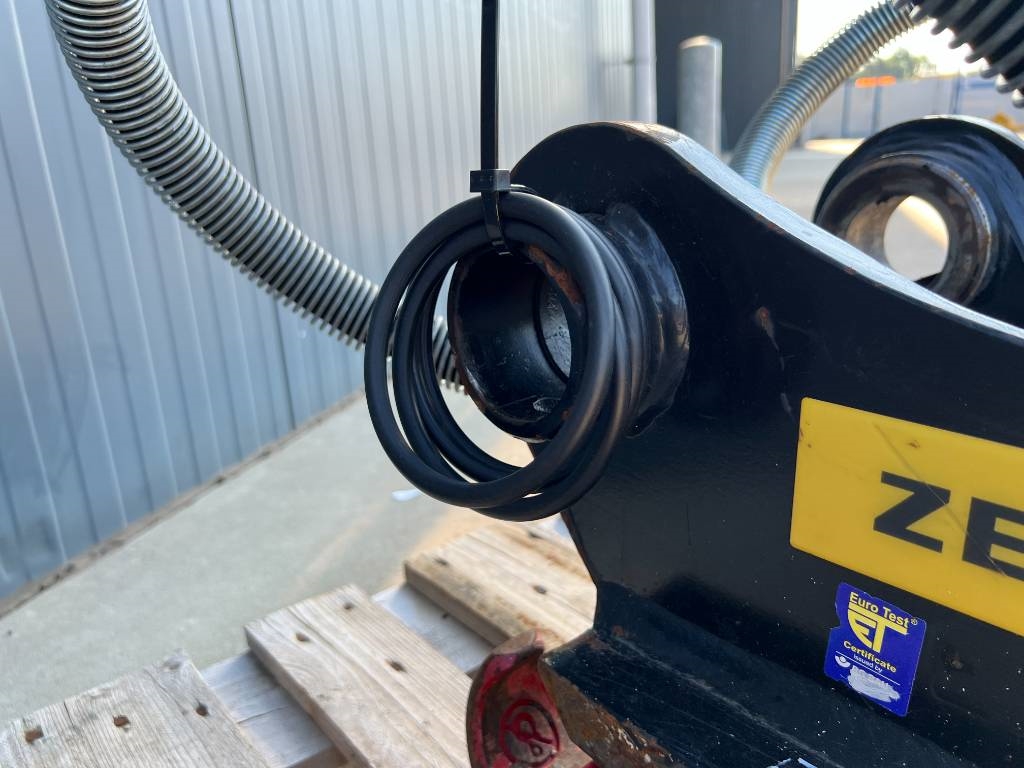 OilQuick OQ65 - 311F / 313F / 315F 2021 907462 OilQuick OQ65 - 311F / 313F / 315F 2021 1 image 15