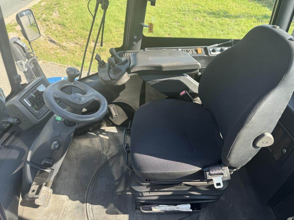 Linde H320 2011 D4107 H320 2011 1 Forklift image 11
