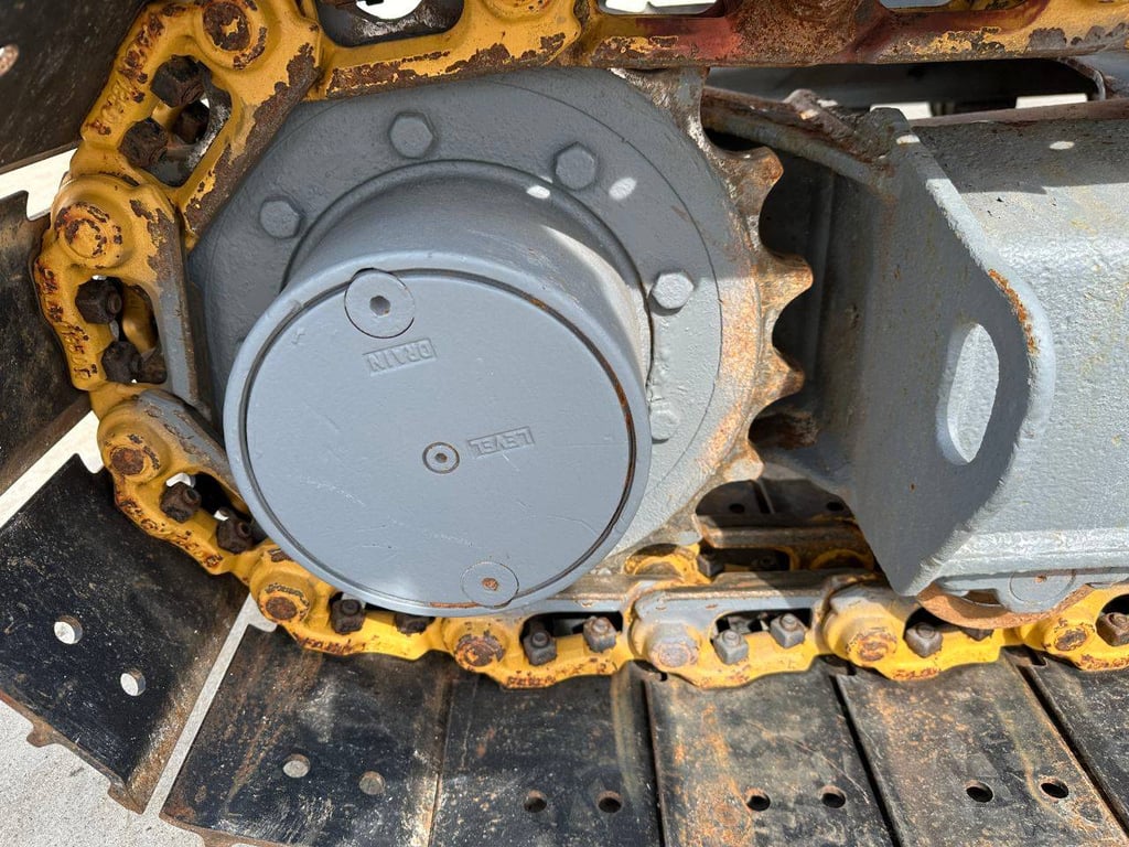 Crawler excavator Takuechi TB150C Diesel 2010 2010 TB150C 2010 1 Crawler Excavators image 12