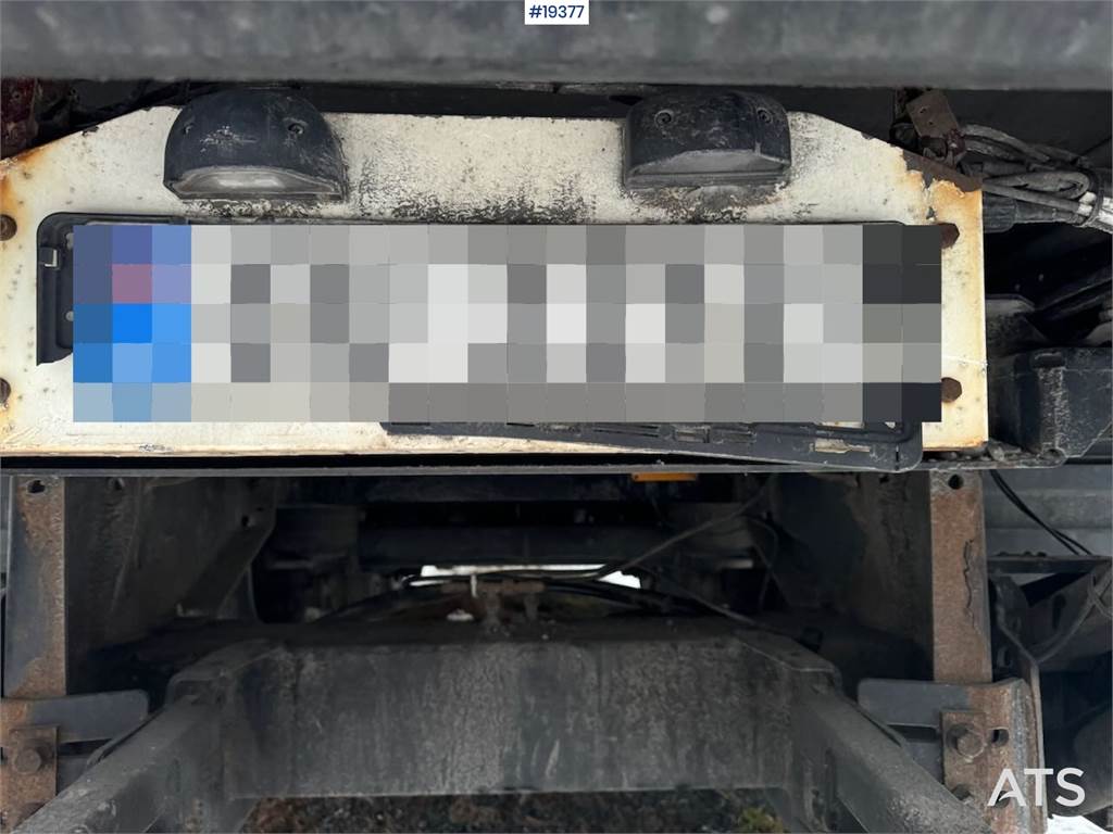 Schmitz Cargobull closed semi trailer w/ refrigerator/freezer unit 2016 19377 Schmitz Cargobull closed semi trailer w/ ref...
