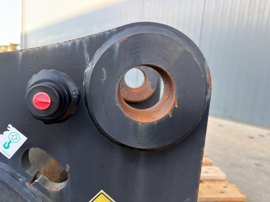 Heavy machinery product image - Image 14 of 15