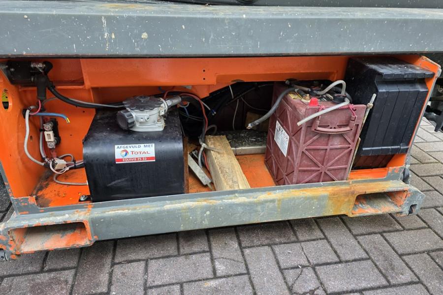 Holland Lift Ecostar HL-11816 As-Is, For Parts, Electric, 14m W 2013 HOLLAND LIFT - Ecostar HL-11816 - 90427 Holland lift ...