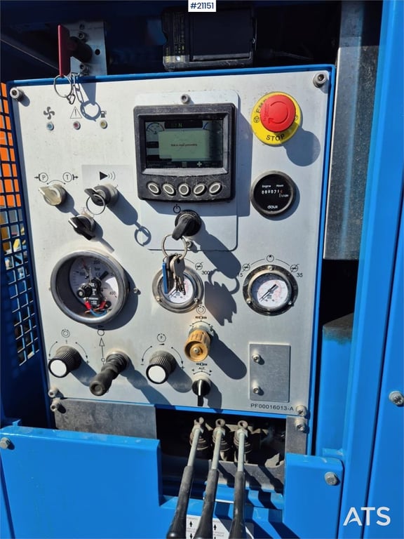 Omac F10 Stretching Machine. Like New. 2022 21151 Omac F10 Stretching Machine. Like New. 2022 1 image 9