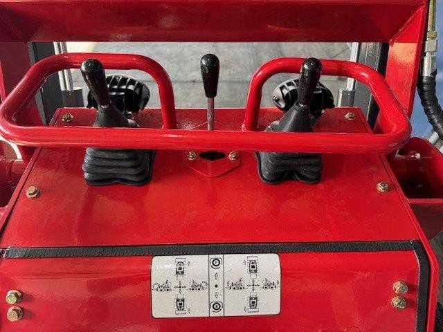 Skidsteer W330XL Diesel 7.6kW 2025 2025 W330XL 2025 1 image 8