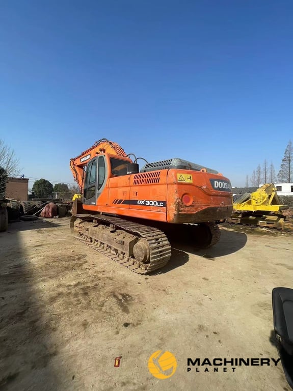Used DOOSAN DX300LC Crawler Excavator DOOSAN DX300LC 2019 1 Crawler Excavators image 6