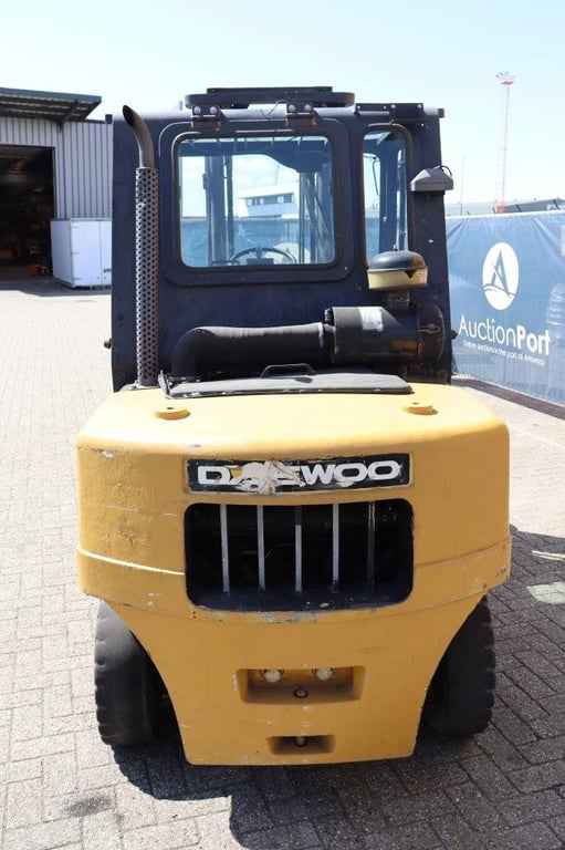 Forklift Daewoo D40S-2 Diesel 4000kg 2002 2002 D40S-2 2002 1 Forklift image 5