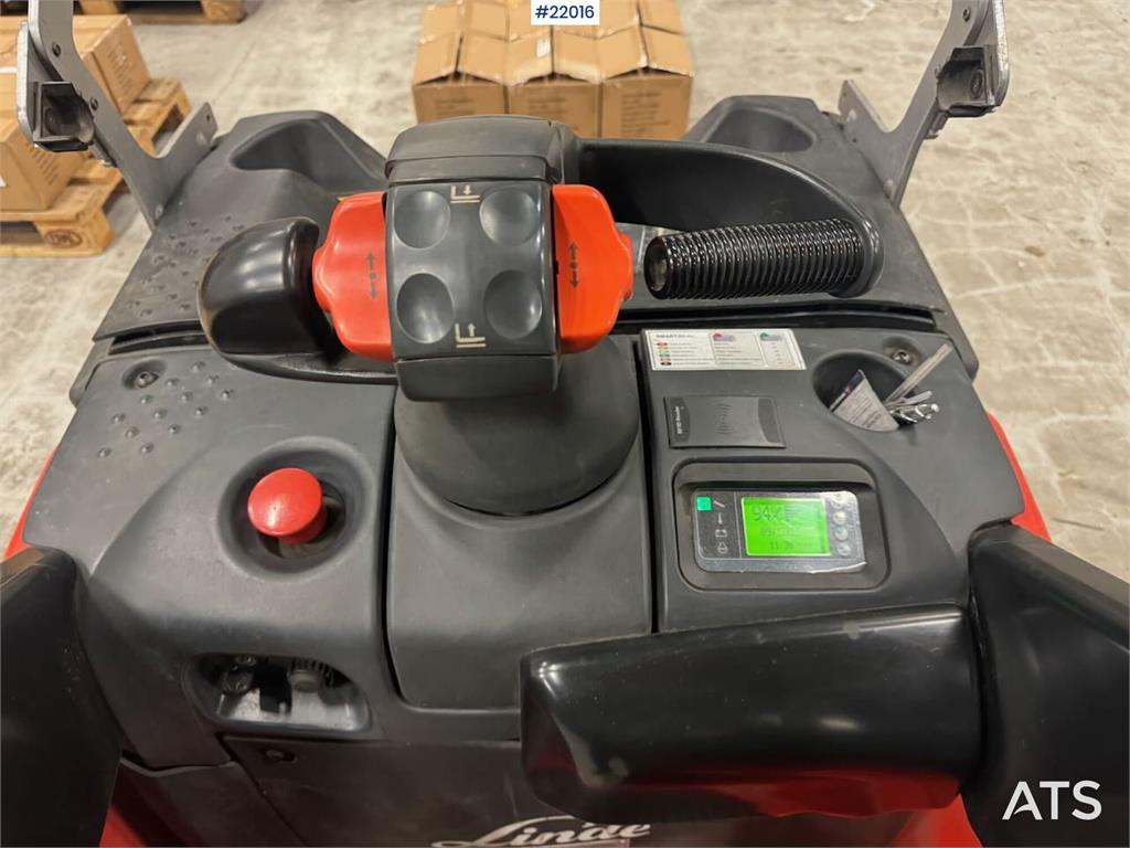 Linde T20 SP Pallet Truck 2015 22016 T20 SP Pallet Truck 2015 1 Forklift image 18