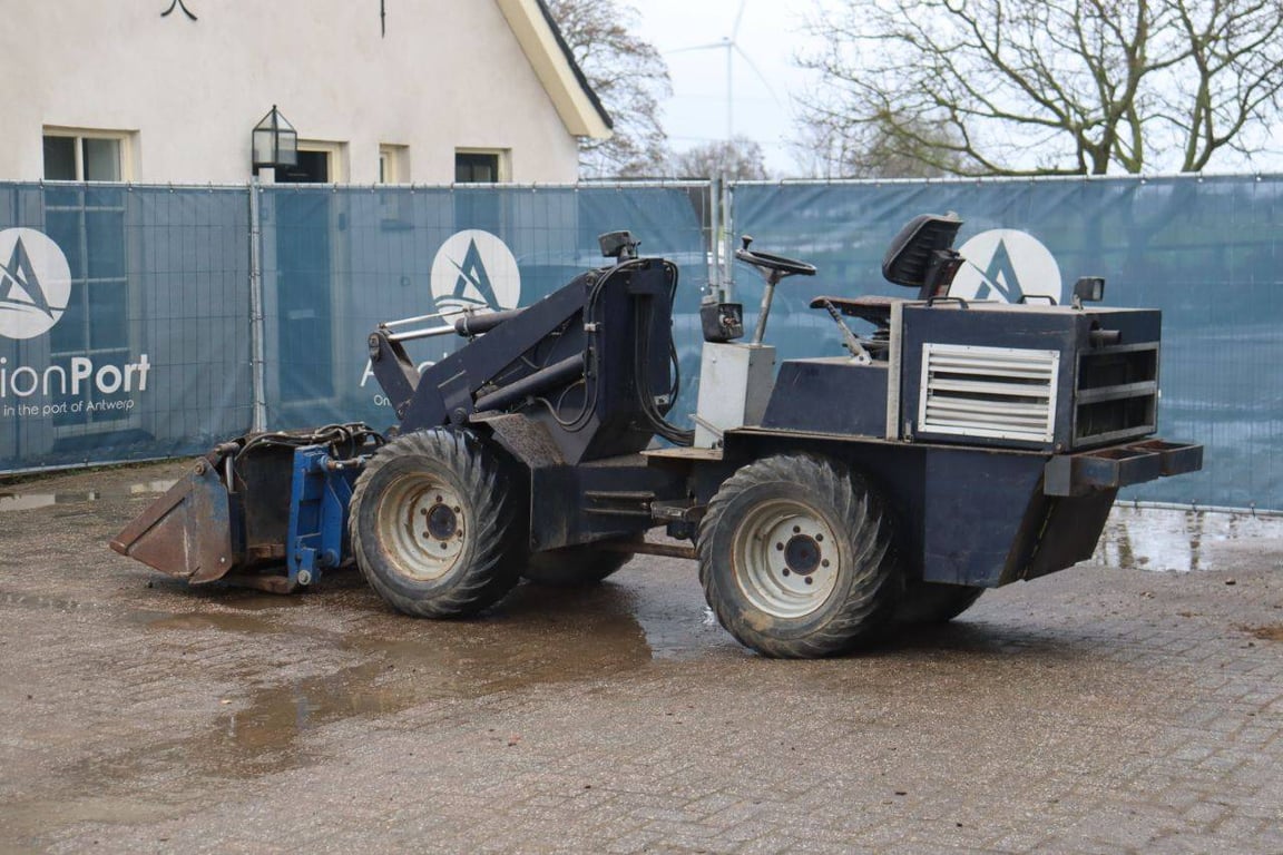 Wheel loader Weidemann 2002 Diesel Weidemann 2002 1 image 3