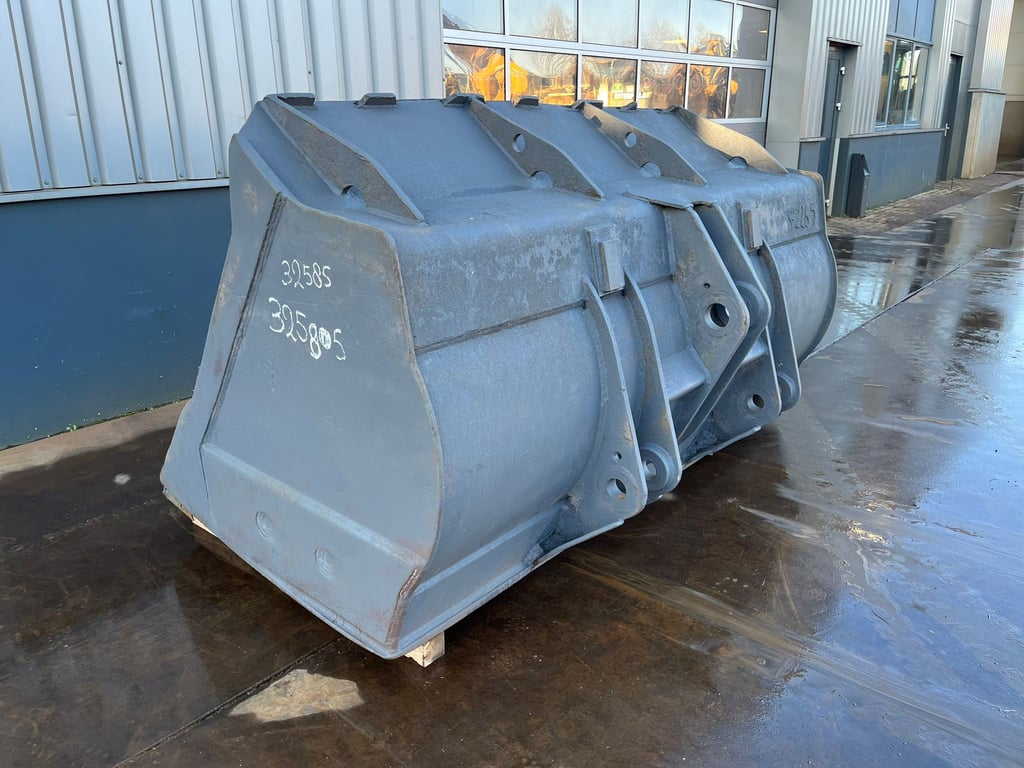 Caterpillar Bucket 950 2010 00032585 Bucket 950 2010 1 image 7