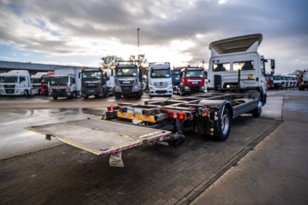 MERCEDES ATEGO 1224 // HAYON DHOLLANDIA 2016 E64824 ATEGO 1224 // HAYON DHOLLANDIA 2016 1 image 4