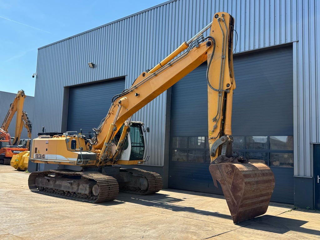 Heavy machinery product image - Image 7 of 15