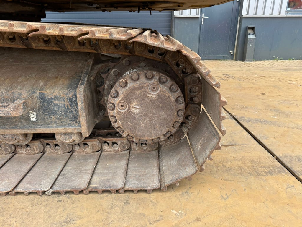 Caterpillar 326F L 2019 00033706 326F L 2019 1 image 12