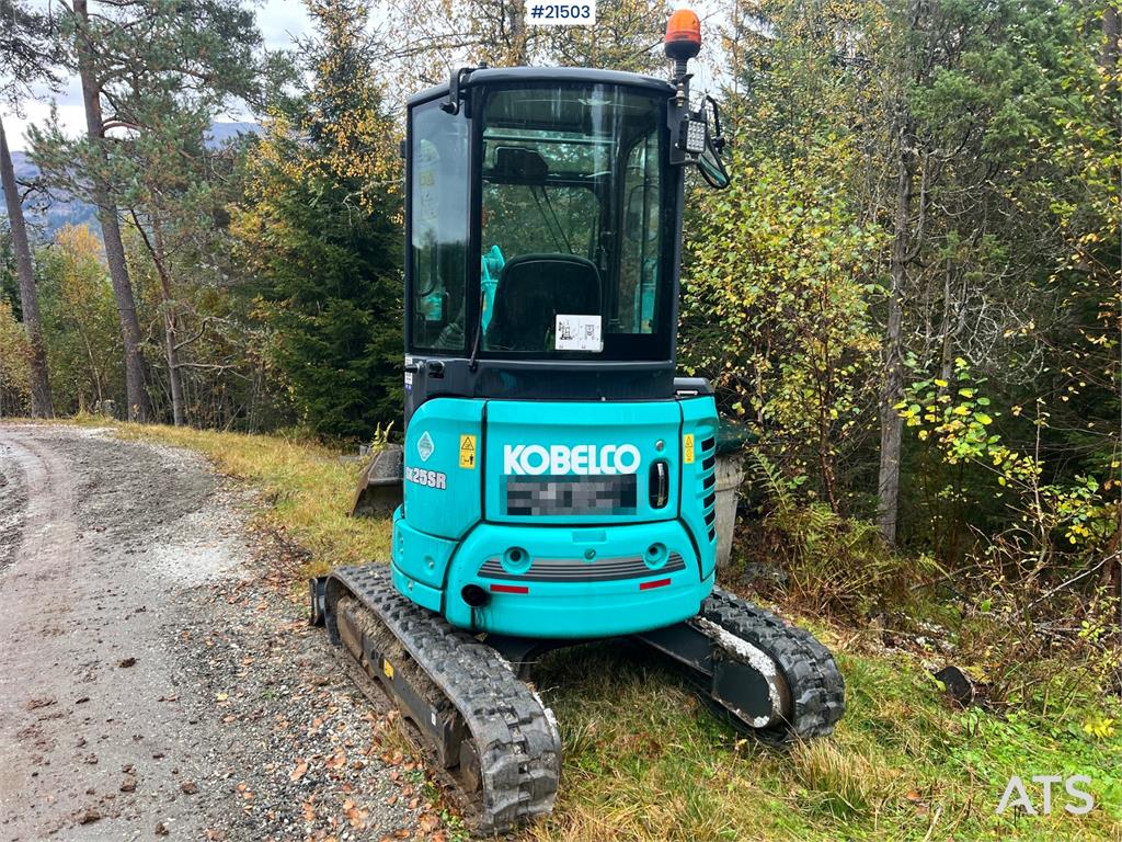 Kobelco Sk25SR-6E Excavator w/ sanding bucket, digging buc 2021 21503 Sk25SR-6E Excavator w/ sanding bucket, digging buc 2...