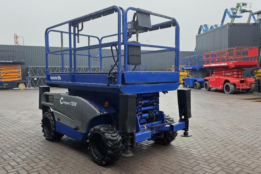 Haulotte Compact 12DX Diesel, 4x4 Drive, 12m Working Height 2005 HAULOTTE - Compact 12DX - 90086 Compact 12DX Diesel, 4x4 ...