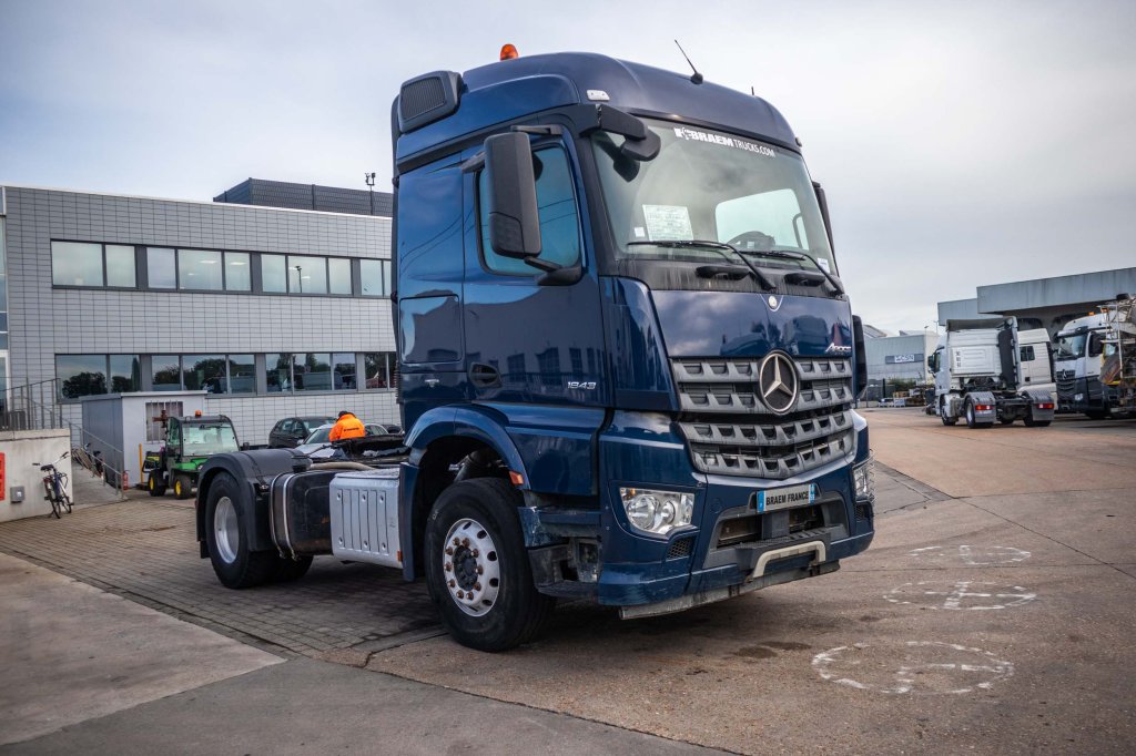 MERCEDES AROCS 1843 LS (NO ACTROS)+ HYDRAULIQUE 2015 E62903 AROCS 1843 LS (NO ACTROS)+ HYDRAULIQUE 2015 1 image 2