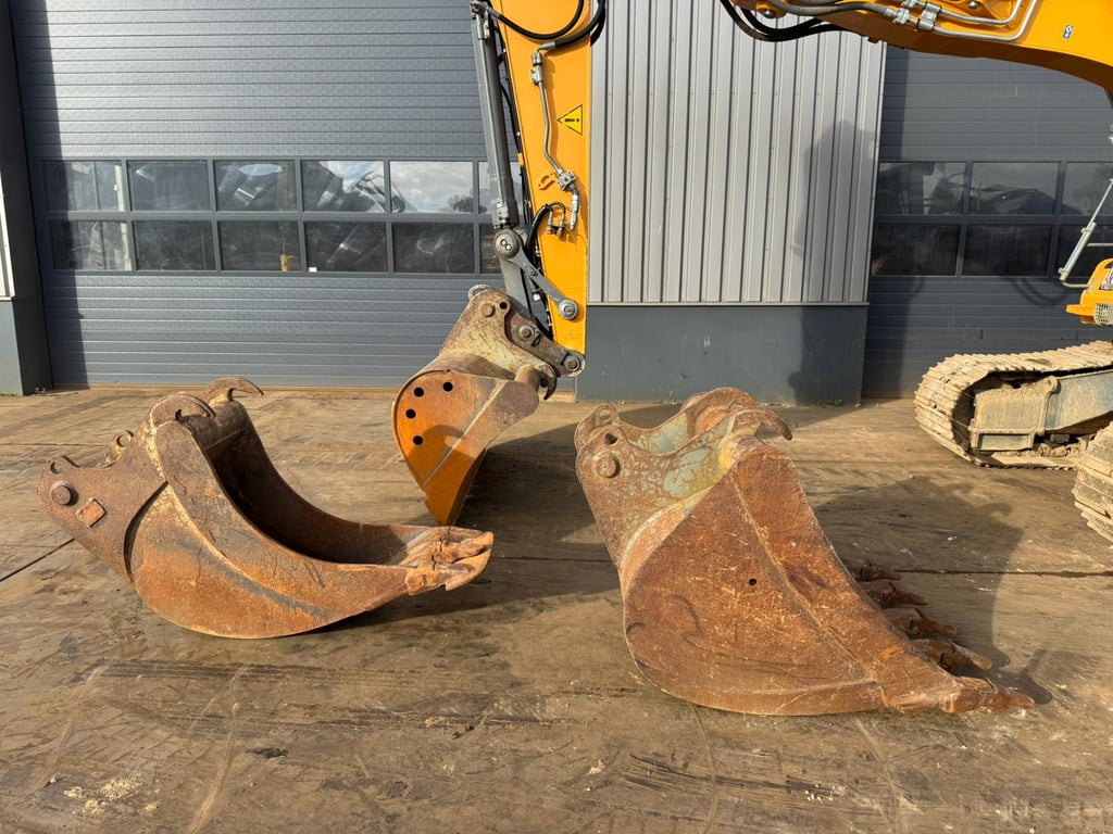 Liebherr R920LC 2014 00033680 R920LC 2014 1 image 9