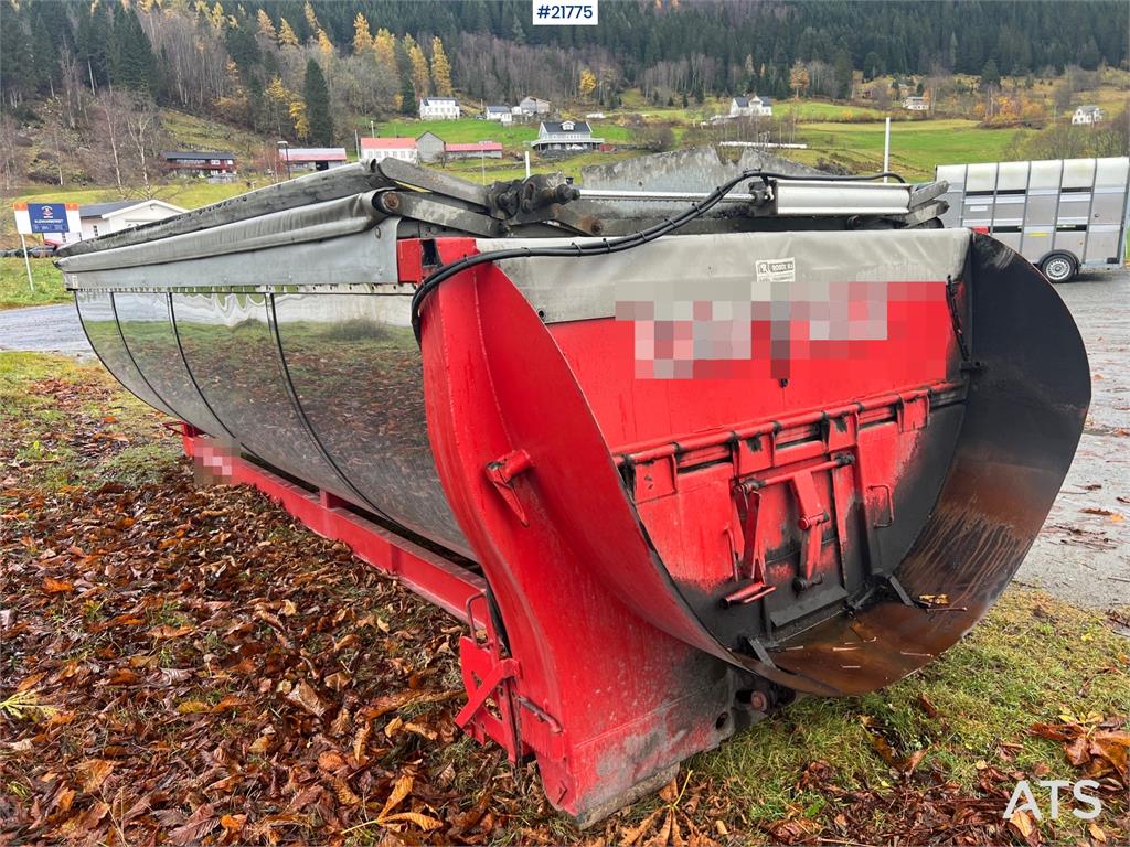 BFAB asphalt tank w/ air-controlled canopy 2015 21775 BFAB asphalt tank w/ air-controlled canopy 2015 1 image 11
