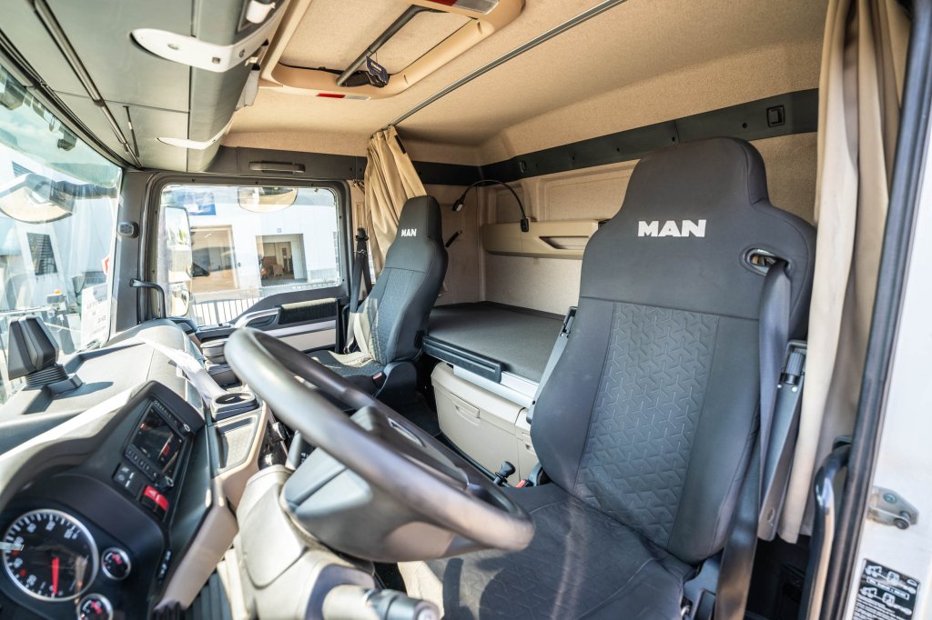 MAN TGX 18.510 BLS 4X4H+Kiphydr. 2021 E64142 TGX 18.510 BLS 4X4H+Kiphydr. 2021 1 image 8