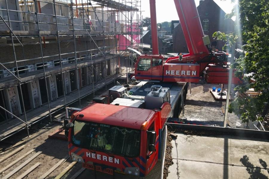 Demag AC220-5 Dutch Registration, 10x6x10, 220t Capacity 2020 DEMAG - AC220-5 - 60486 AC220-5 Dutch Registration, 10x6x10,...