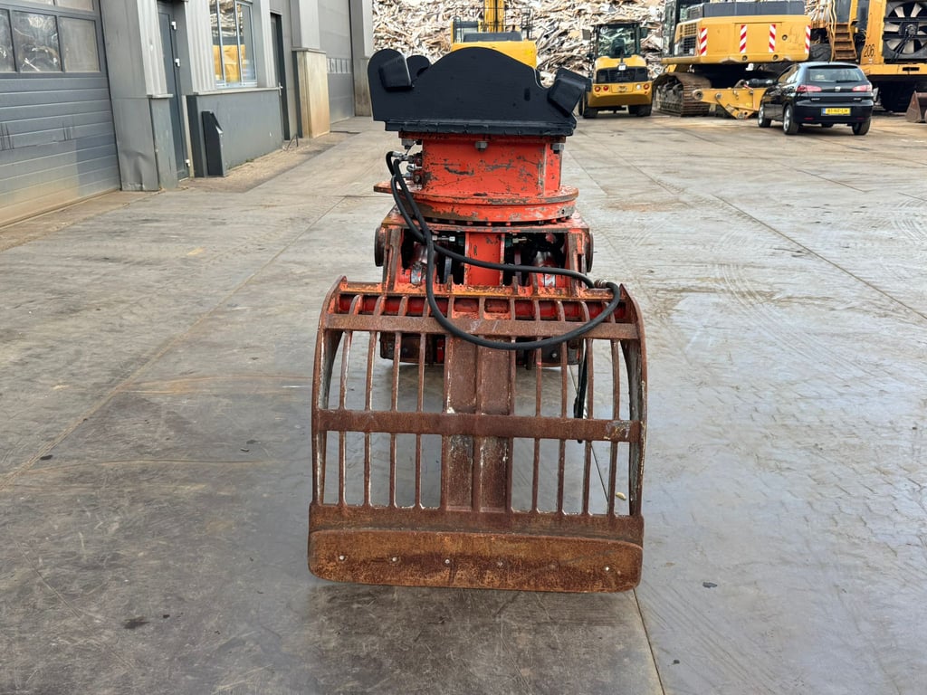 NPK D-2000 CW30 CW40 Sorting Grapple 2003 70001908 D-2000 CW30 CW40 Sorting Grapple 2003 1 image 7