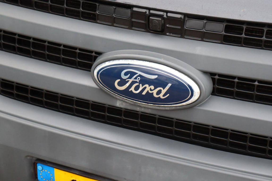 Ford TRANSIT 260S VAN 85DPF LR 4.23 Diesel 2010 2010 TRANSIT 260S VAN 85DPF LR 4.23 2010 1 image 11