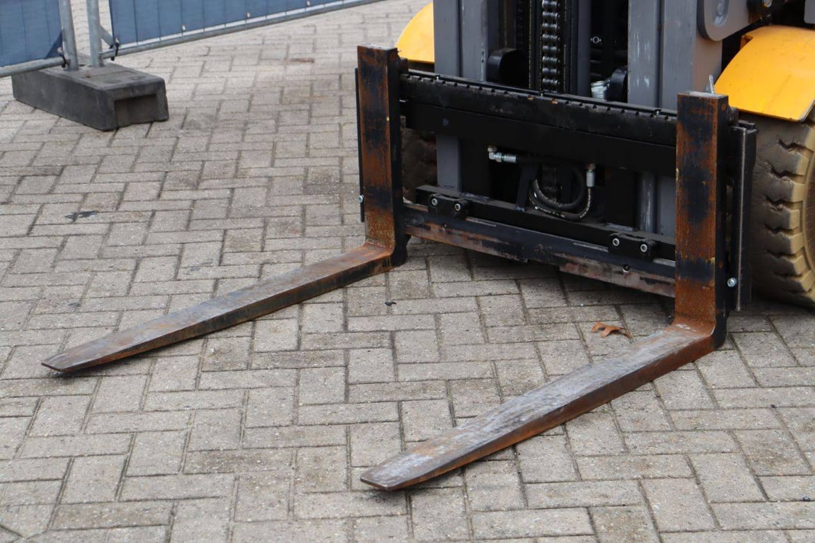 Heavy machinery product image - Image 10 of 15