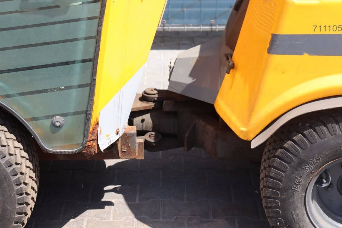 Sweeper Belos Trans Pro 54 Diesel 2006 2006 Belos Trans Pro 54 2006 1 image 13