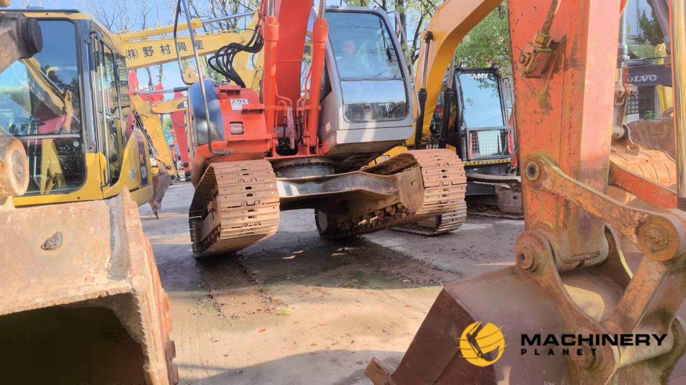 Hitachi ZX135US Crawler Excavator Good Condition for sale ZX135US 2019 1 Crawler Excavators image 2
