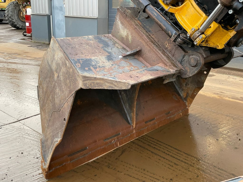 Komatsu PC240LC-10 2014 00033878 PC240LC-10 2014 1 image 13