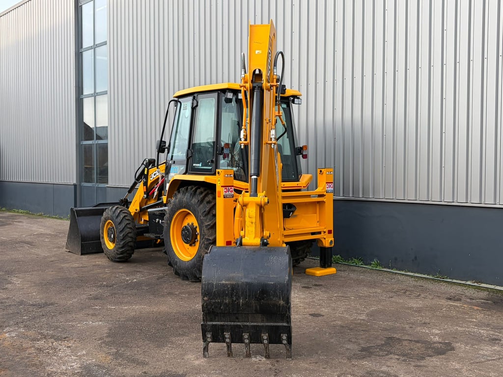 JCB 3DX (3CX) Plus 4x4 AC Cabin Hammerlines 2025 00033733 3DX (3CX) Plus 4x4 AC Cabin Hammerlines 2025 0 image 12